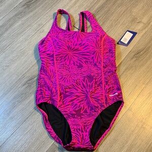 Waterpro Fit Back Moderate Fitness Purple & Magenta One Piece Swimsuit sz 16 NWT